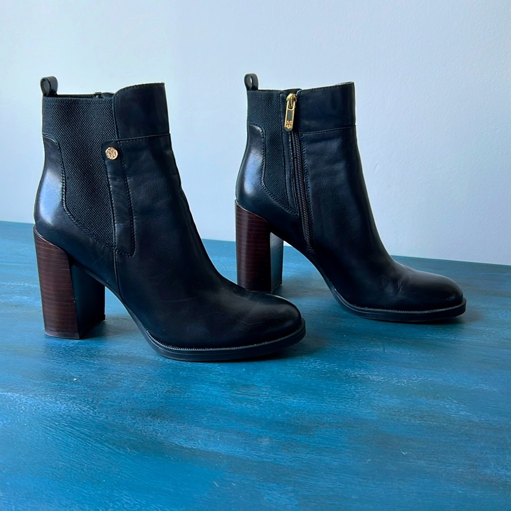 Tommy Hilfiger Black Leather Booties